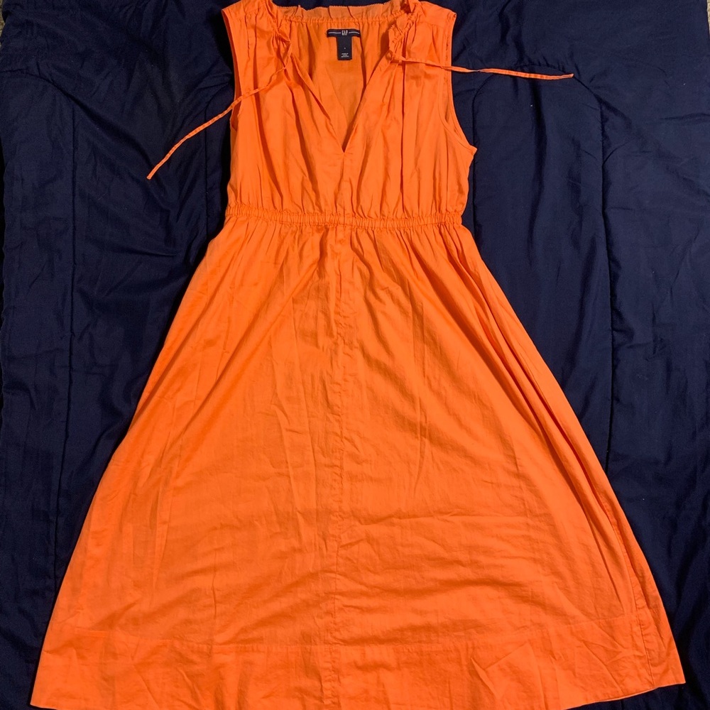 👗👗Sleeveless GAP Dress👗👗